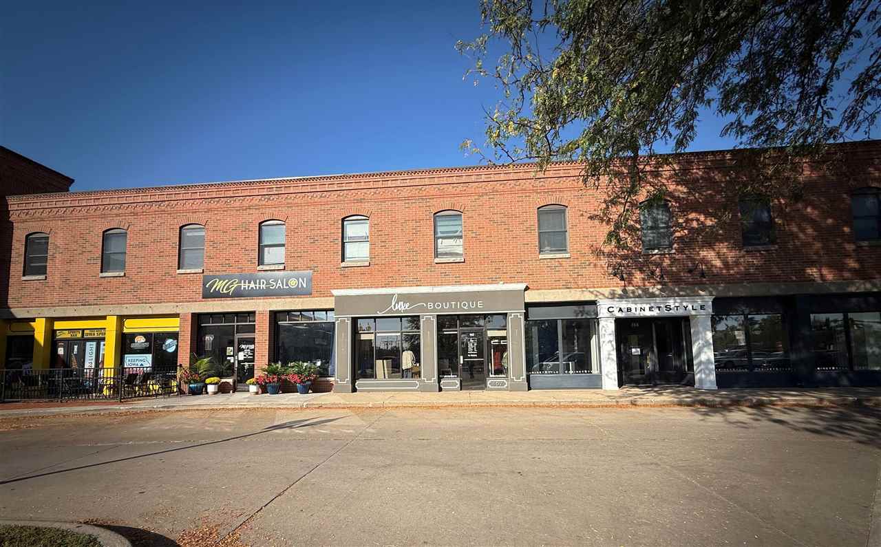 462 1st Ave Coralville IA 52241
