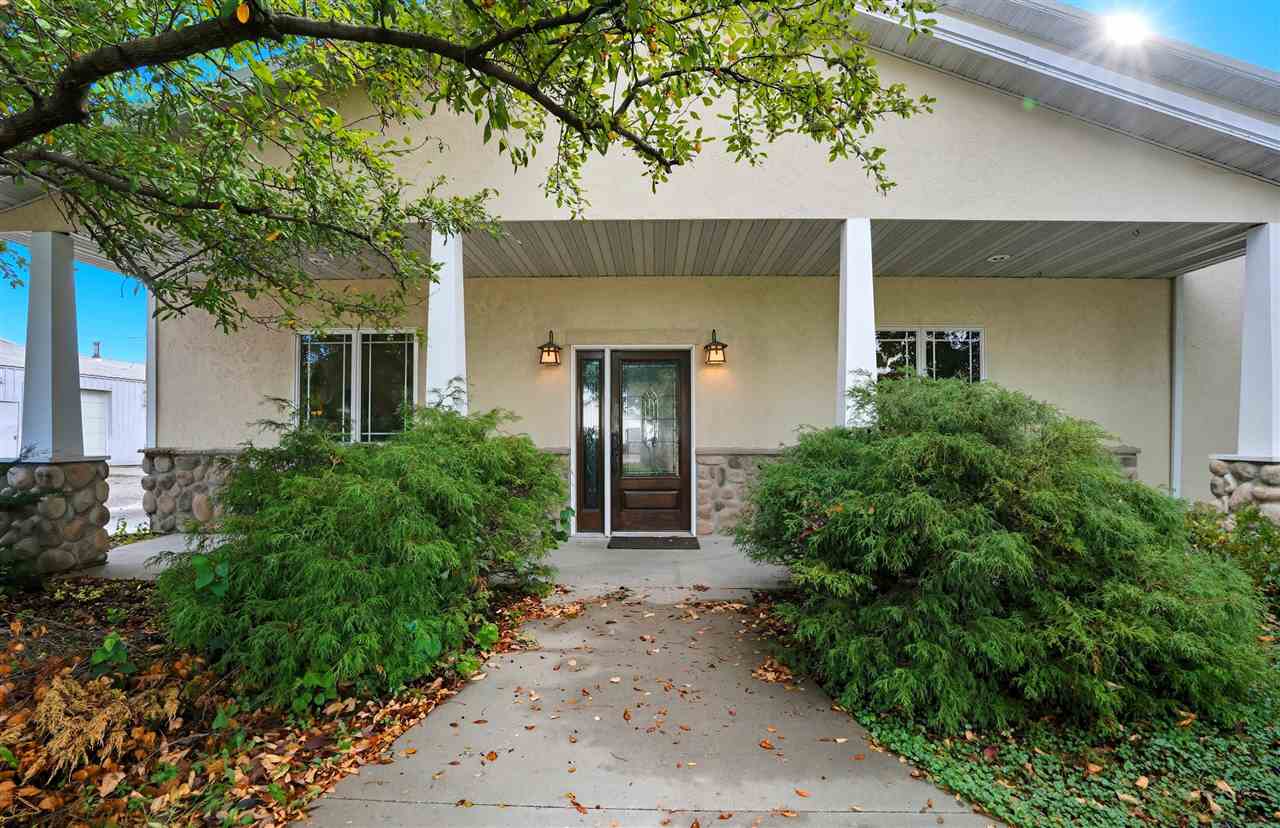 216 S 15th Ave Washington IA 52353