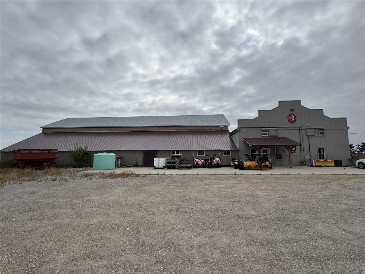 Property Photo 1