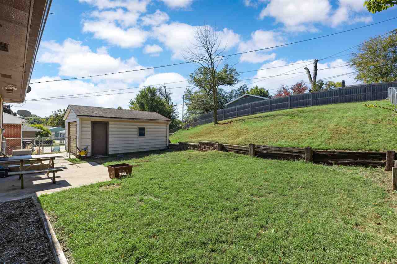 Property Photo 28