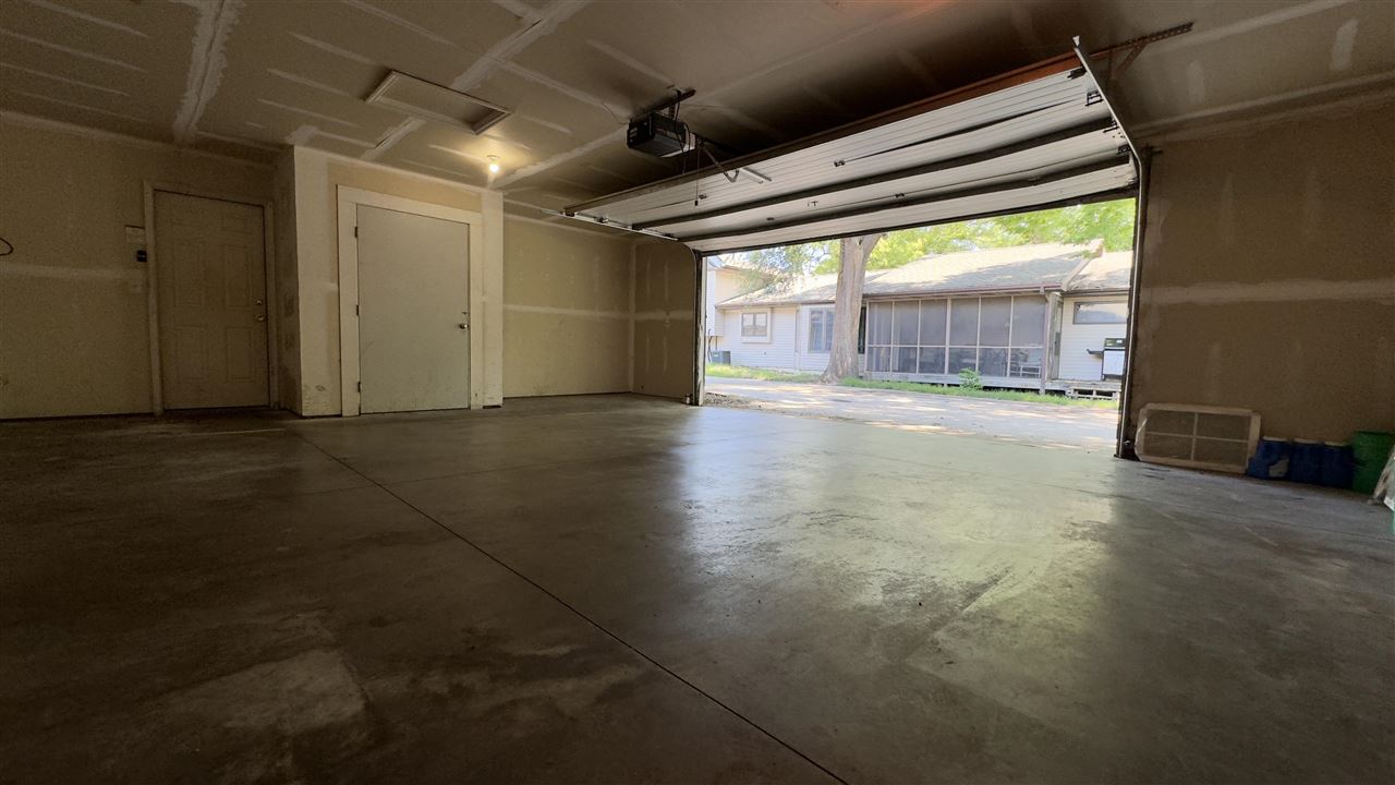 Property Photo 41