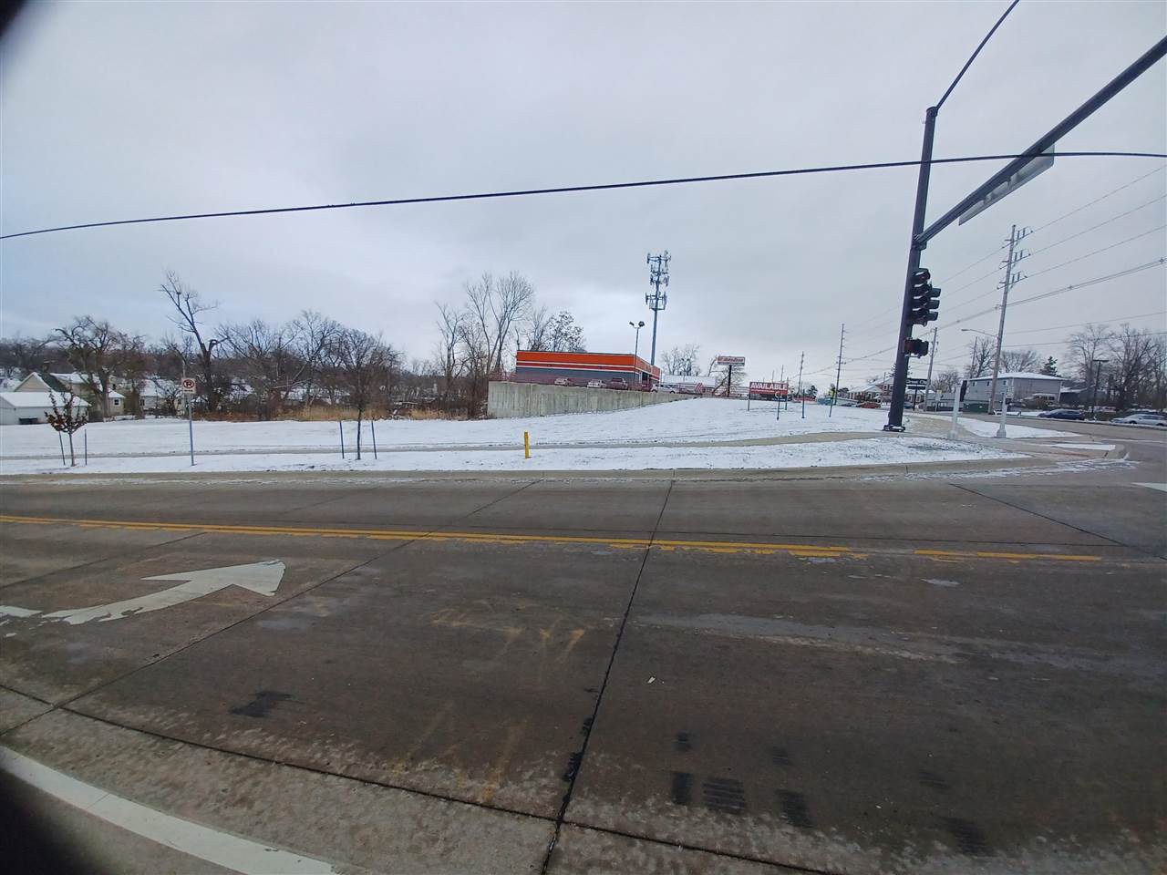 2700 SE Mount Vernon Rd CedarRapids IA 52403