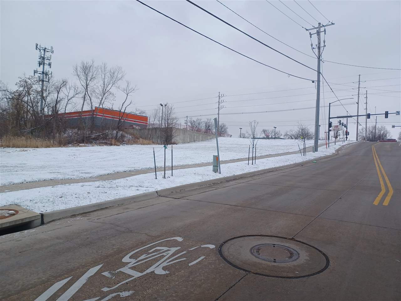 2700 SE Mount Vernon Rd CedarRapids IA 52403