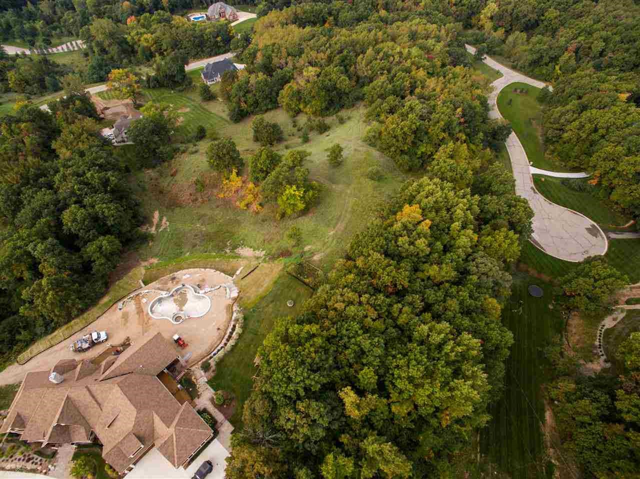 9410 GRAND SUMMIT DRIVE, FENTON, MI 48430