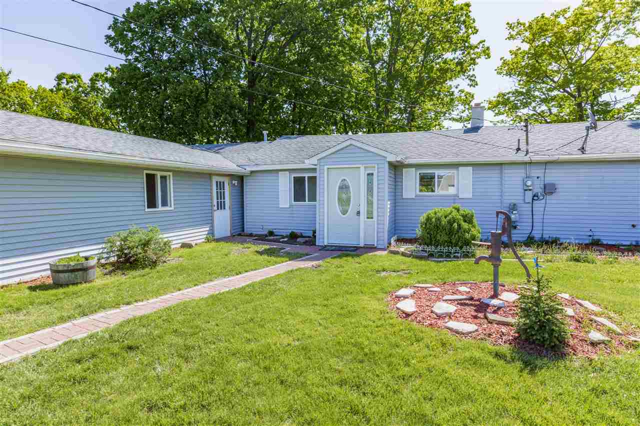 5284 N LAKE SANFORD RD, SANFORD, MI 48657