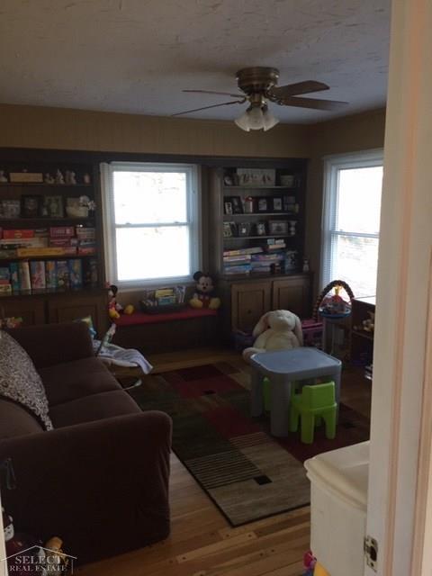 46300 HEYDENREICH, MACOMB, MI 48044 - MIREALSOURCE.COM