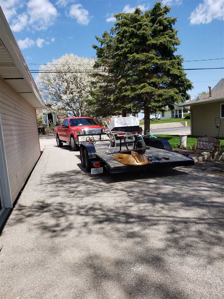 104 LITTLE KILLARNEY BEACH, BAY CITY, MI 48706