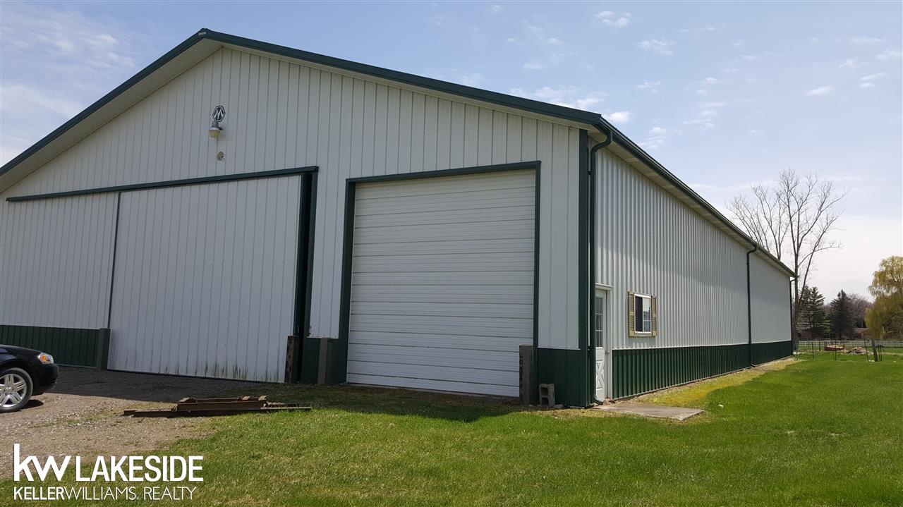2747 S VAN DYKE RD, IMLAY CITY, MI 48444 - MIREALSOURCE.COM
