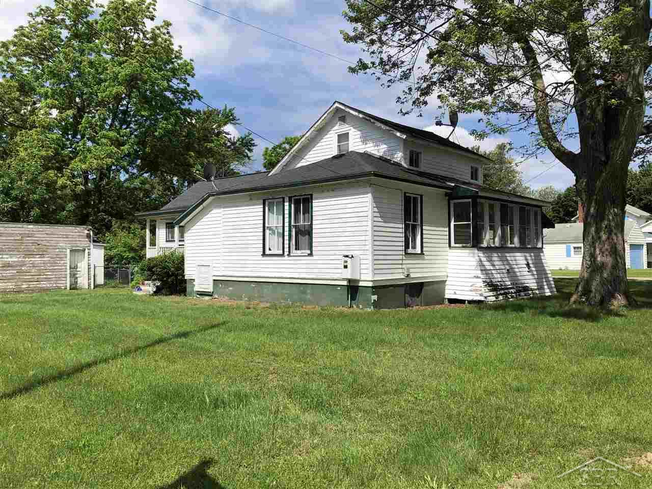 120 LAKE, SAINT CHARLES, MI 48655