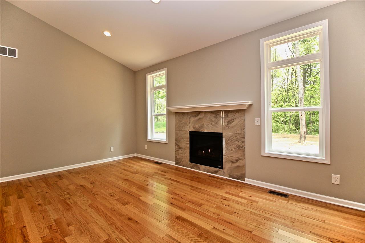 26 Butternut Fenton Mi 48430 Banackiproperties Com