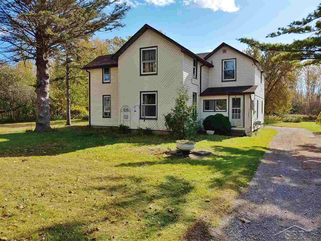 12285 W FREELAND, FREELAND, MI 48623 Bluewater Realty Homes for Sale