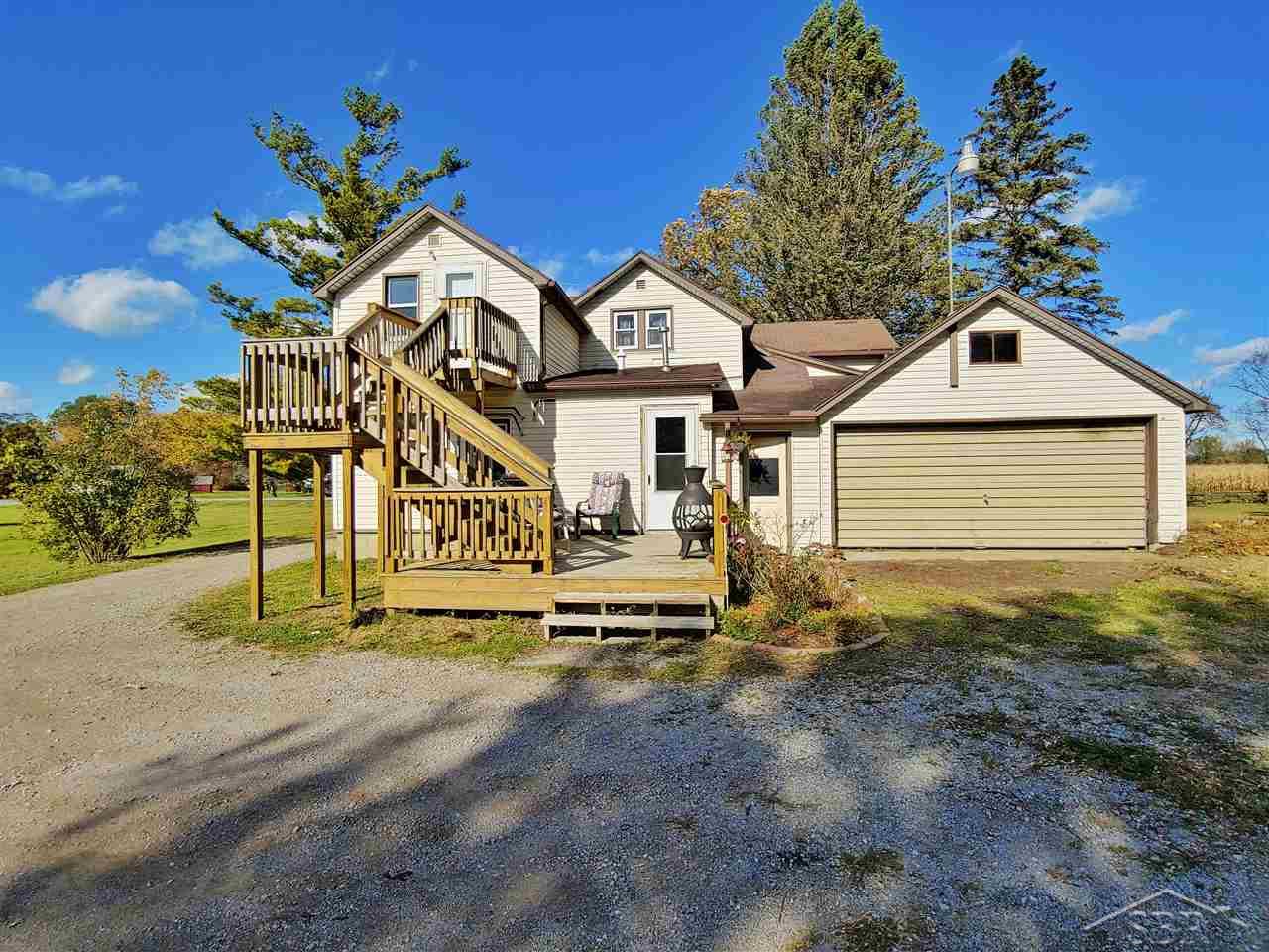 12285 W FREELAND, FREELAND, MI 48623