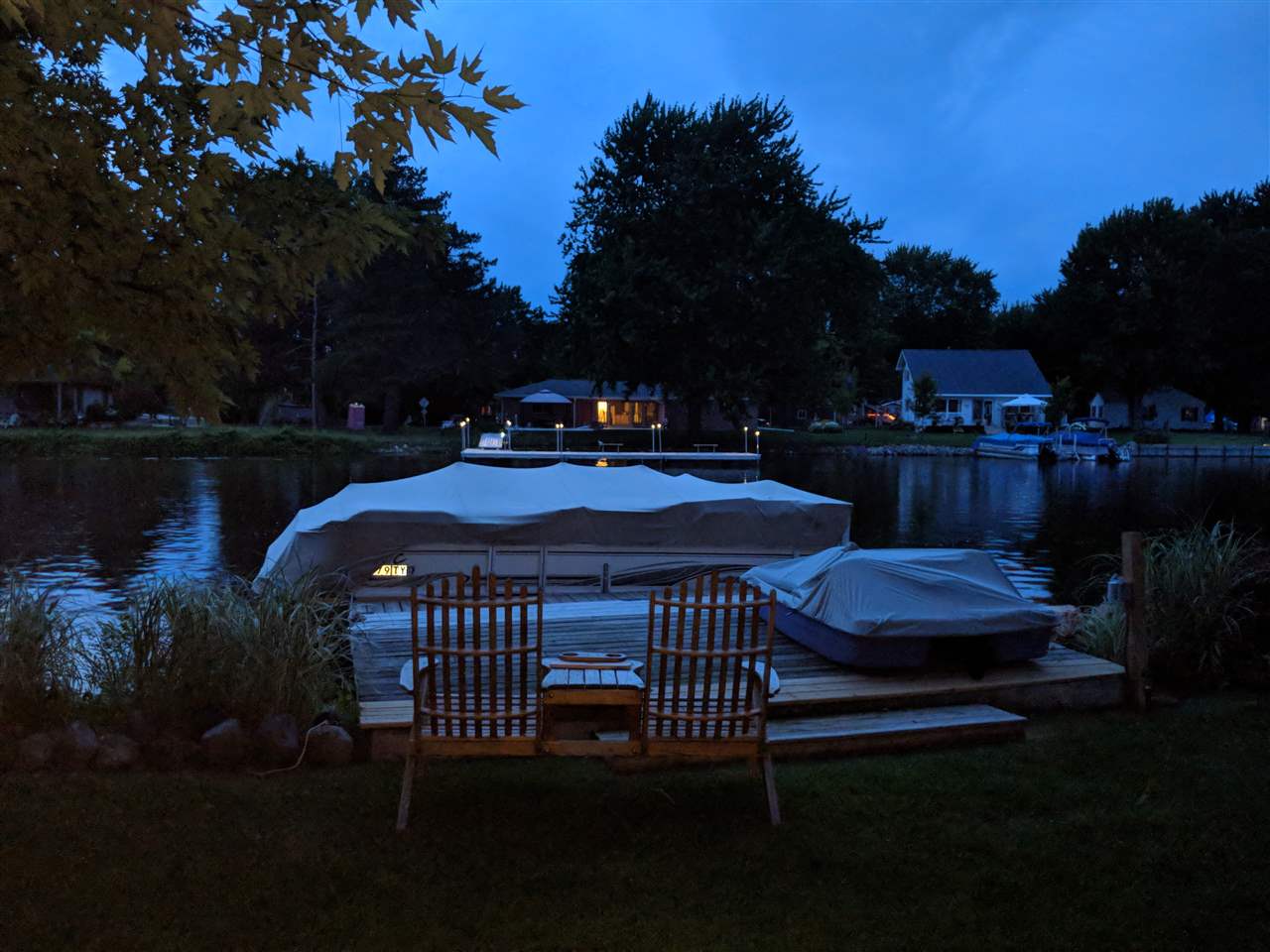 3717 KAWKAWLIN RIVER DR., BAY CITY, MI 48706