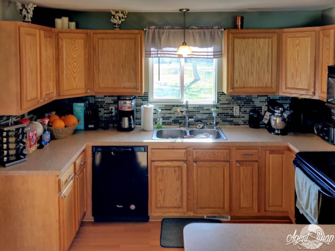 5206 W Carpenter Rd Flint Mi 48504 Homesofsaginaw Com