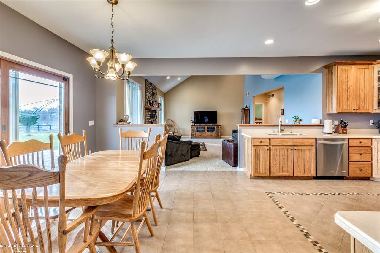 13361 JEDDO RD, YALE, MI 48097 - CROWNGROUPMI.COM