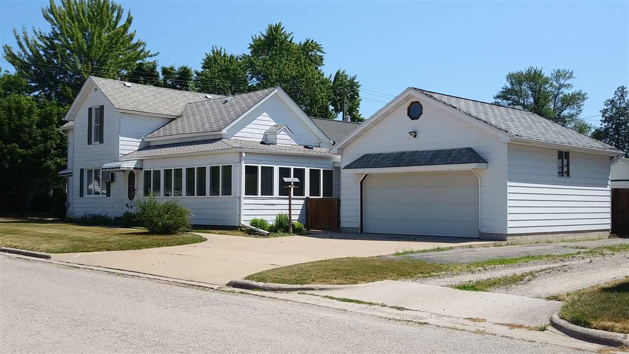 1208 CASS AVE, BAY CITY, MI 48708