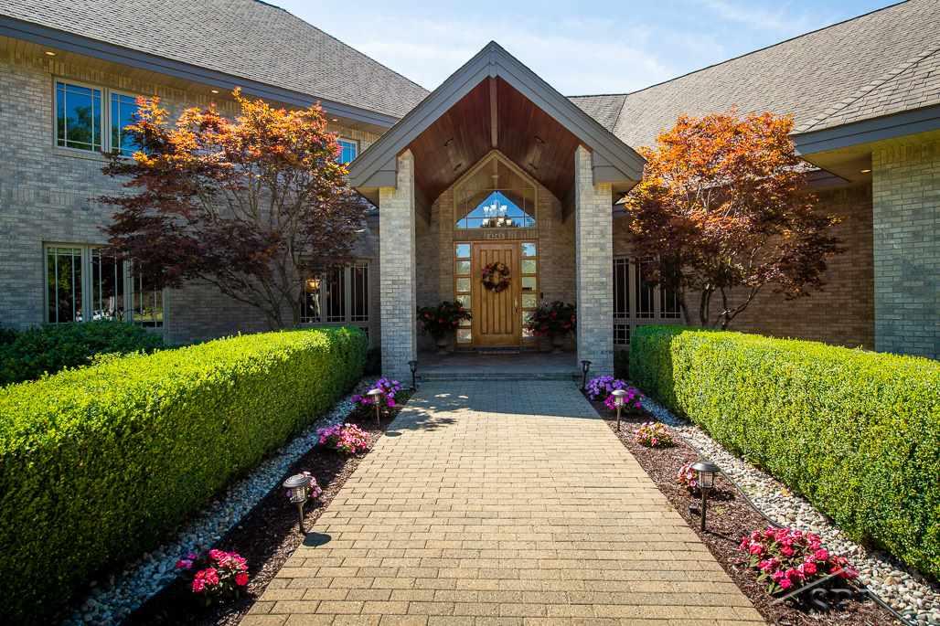 Residential Listings Bomic Real Estate