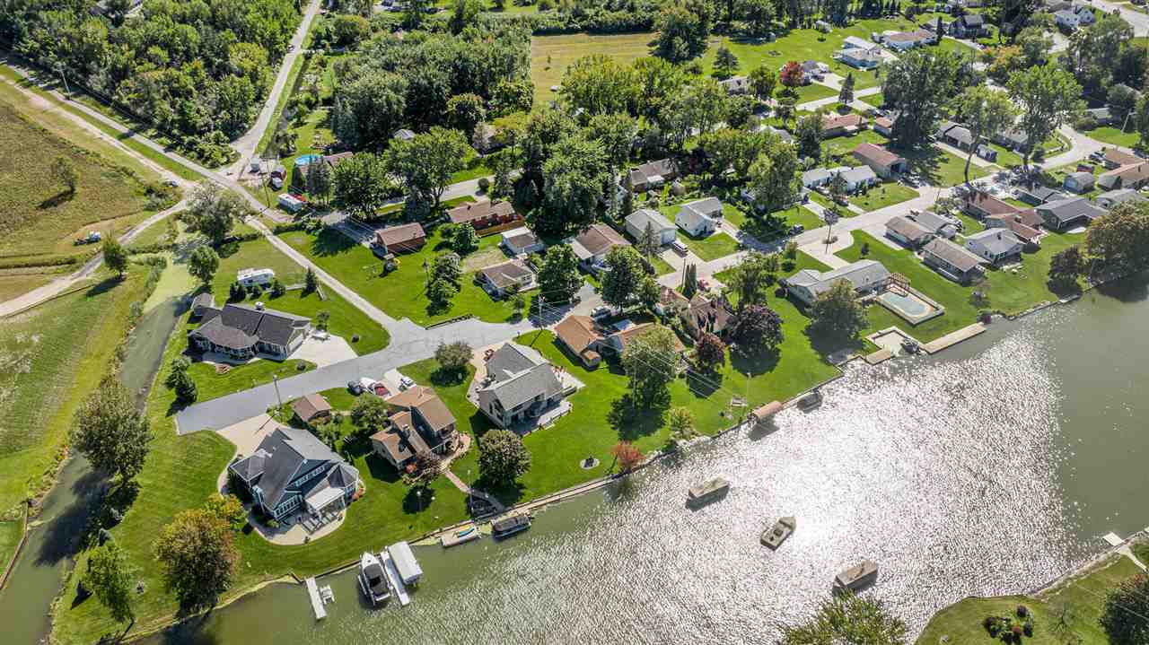 3992 E KAWKAWLIN RIVER DR, BAY CITY, MI 48706