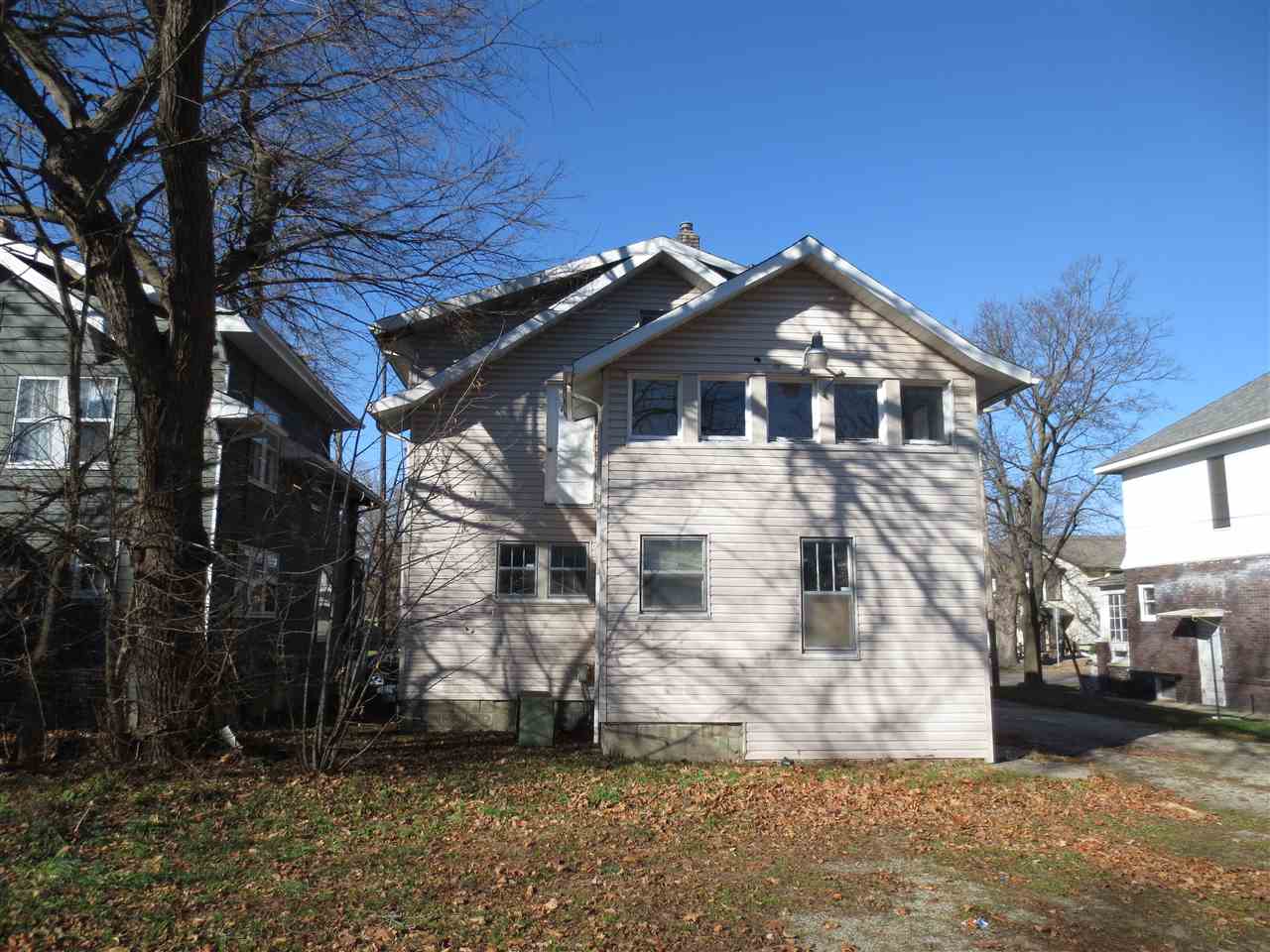 910 E 2ND ST., FLINT, MI 48503