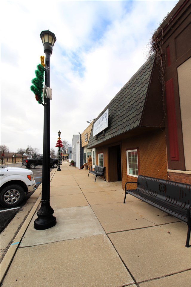 9509 GENESEE STREET, NEW LOTHROP, MI 48460