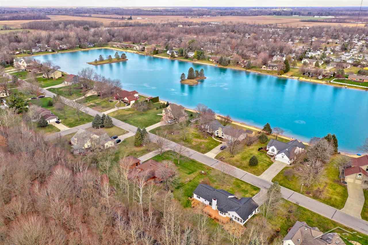 11161 S LAKE CIRCLE DR., SAGINAW, MI 48609