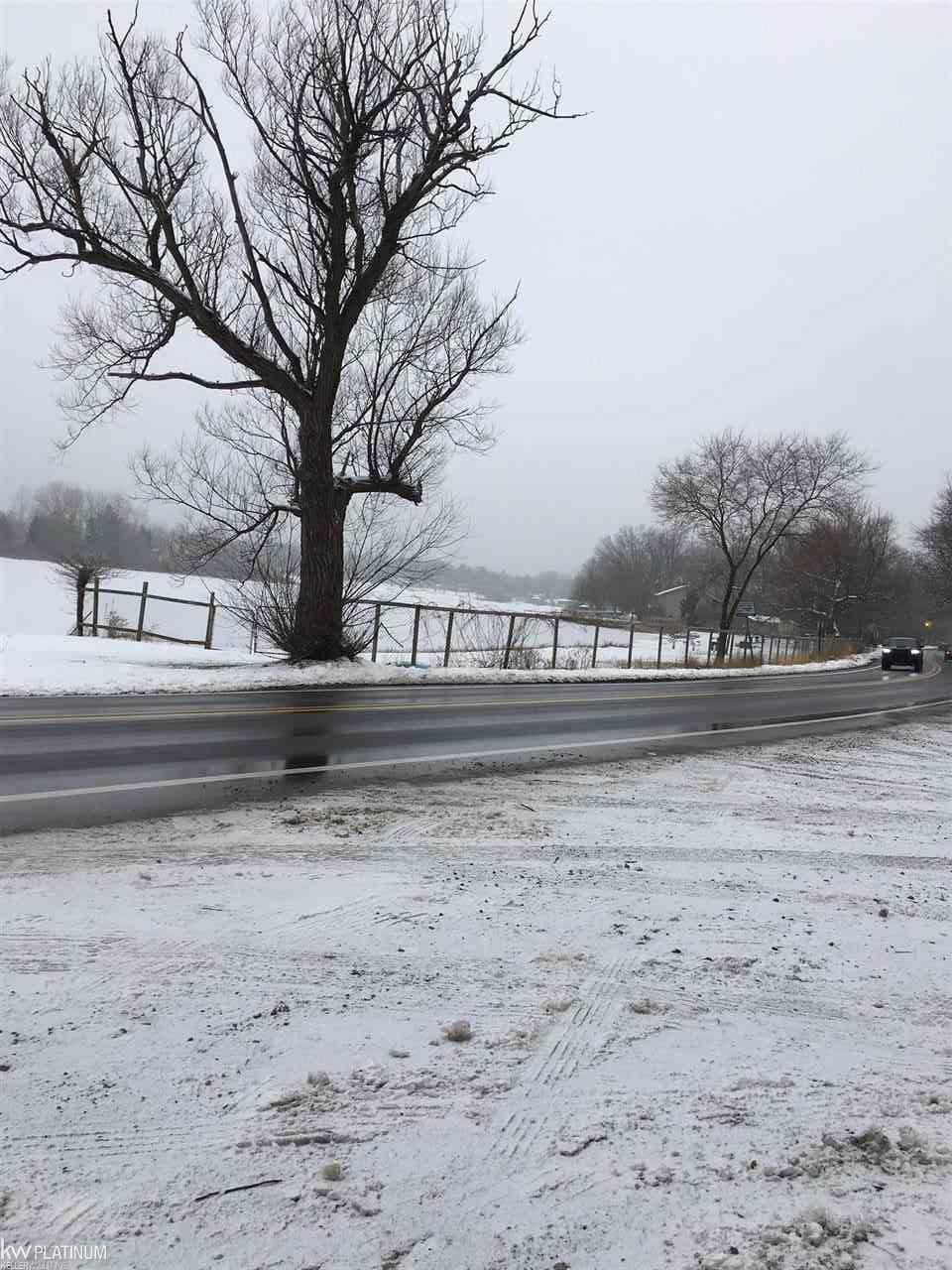 CRESCENT LAKE RD, WATERFORD, MI 48327