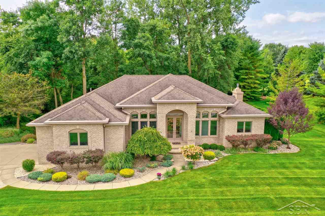 17 SAWMILL CREEK TRAIL, SAGINAW, MI 48603