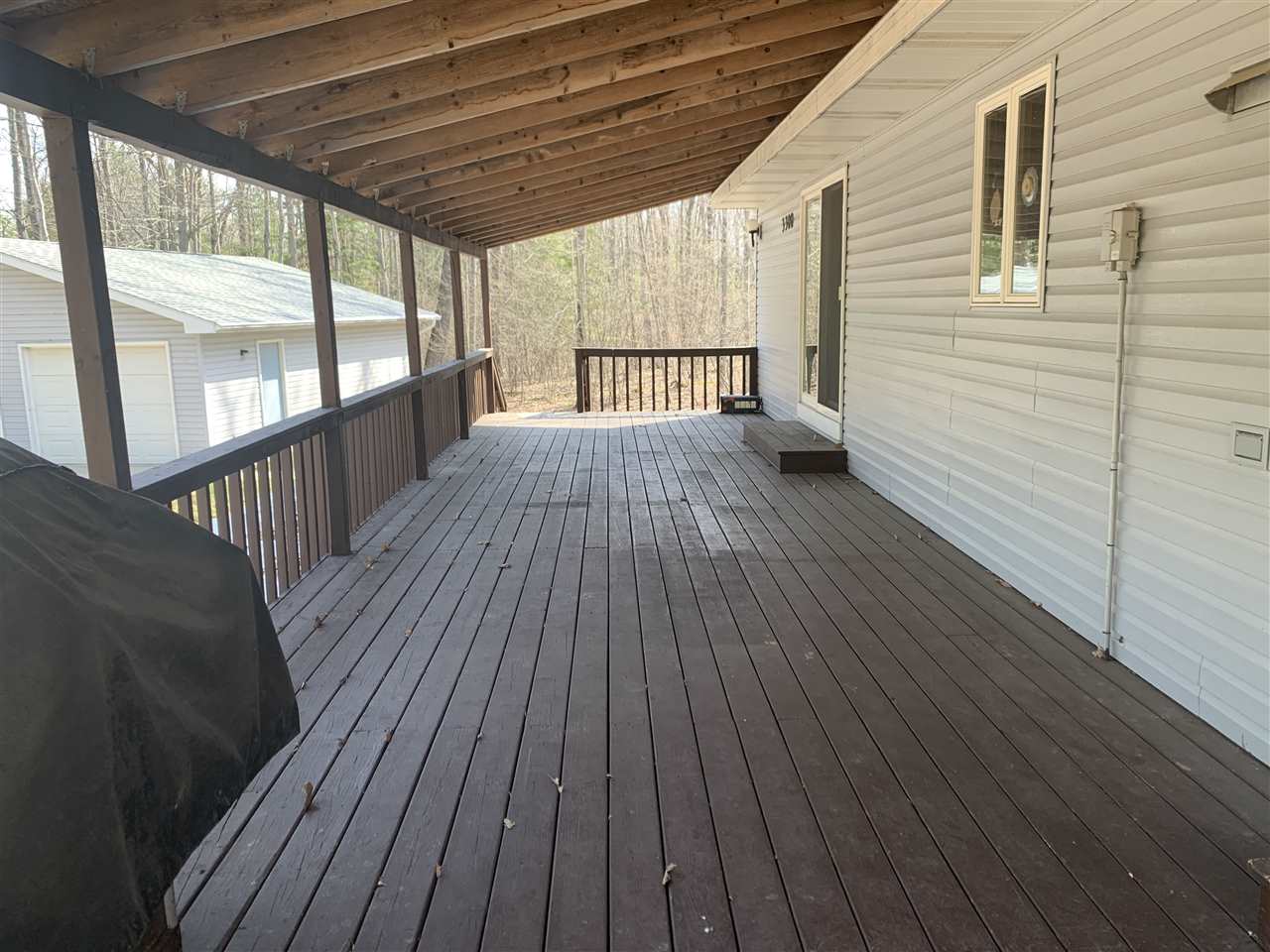 3300 Arnold Lake Harrison, MI 48625 199,000
