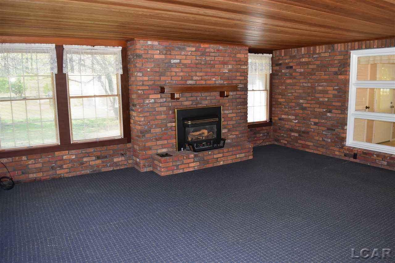 900 River Acres Drive