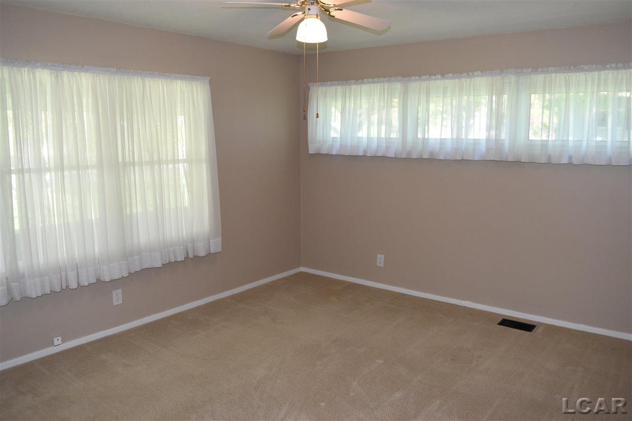 900 River Acres Drive