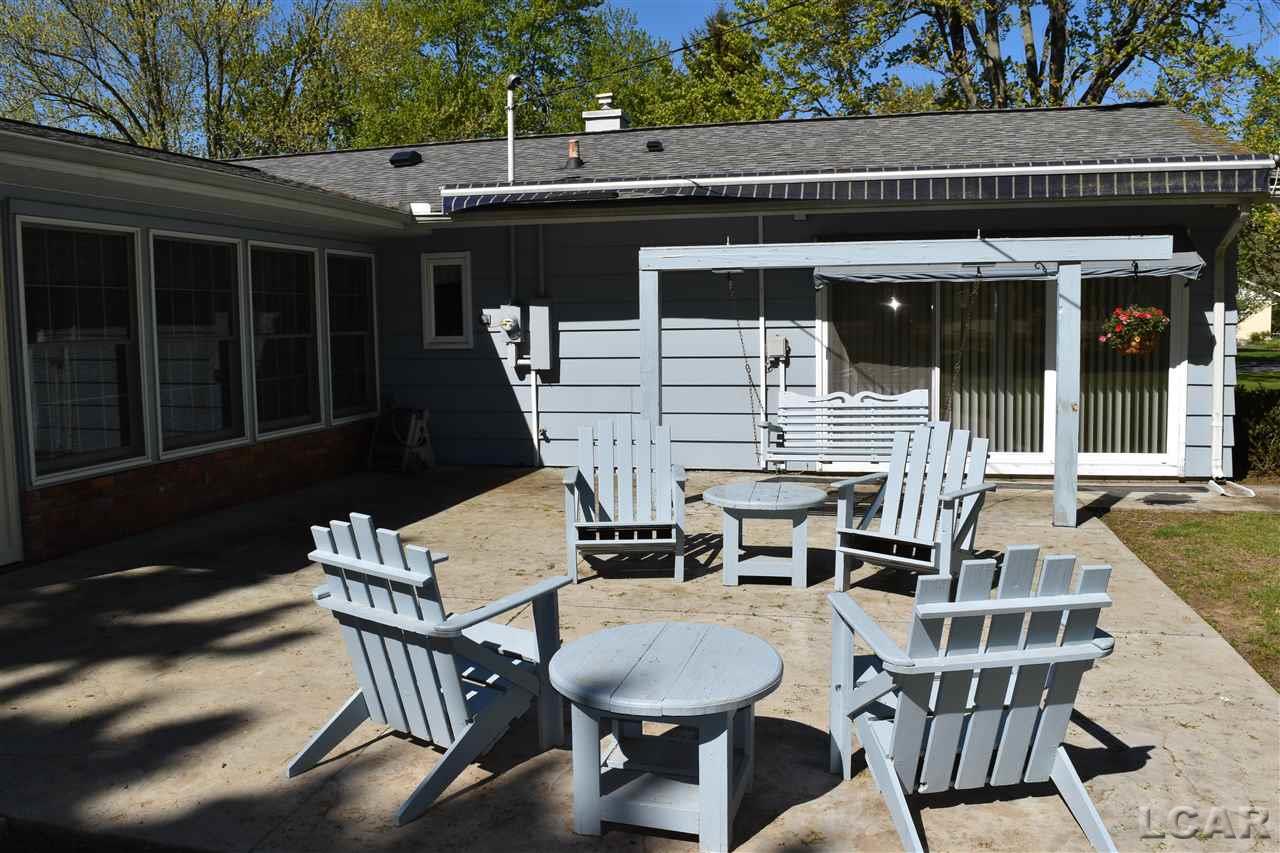 900 River Acres Drive