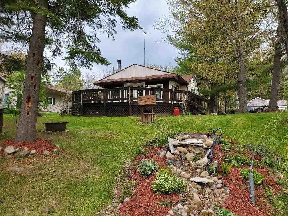 4743 Eastshore Drive Alger, MI 48610 134,900