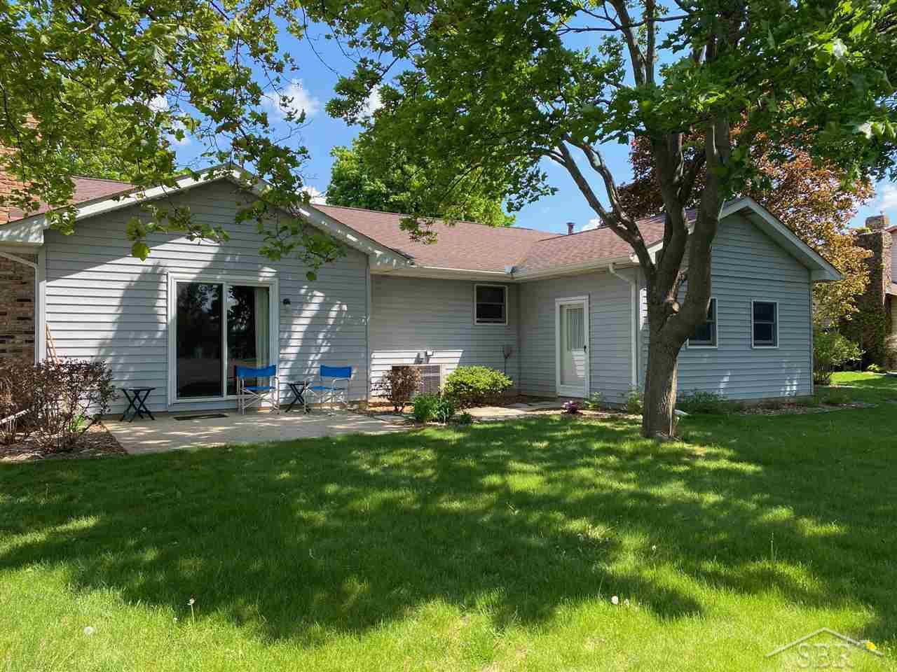 935 ZEHNDER DR., FRANKENMUTH, MI 48734