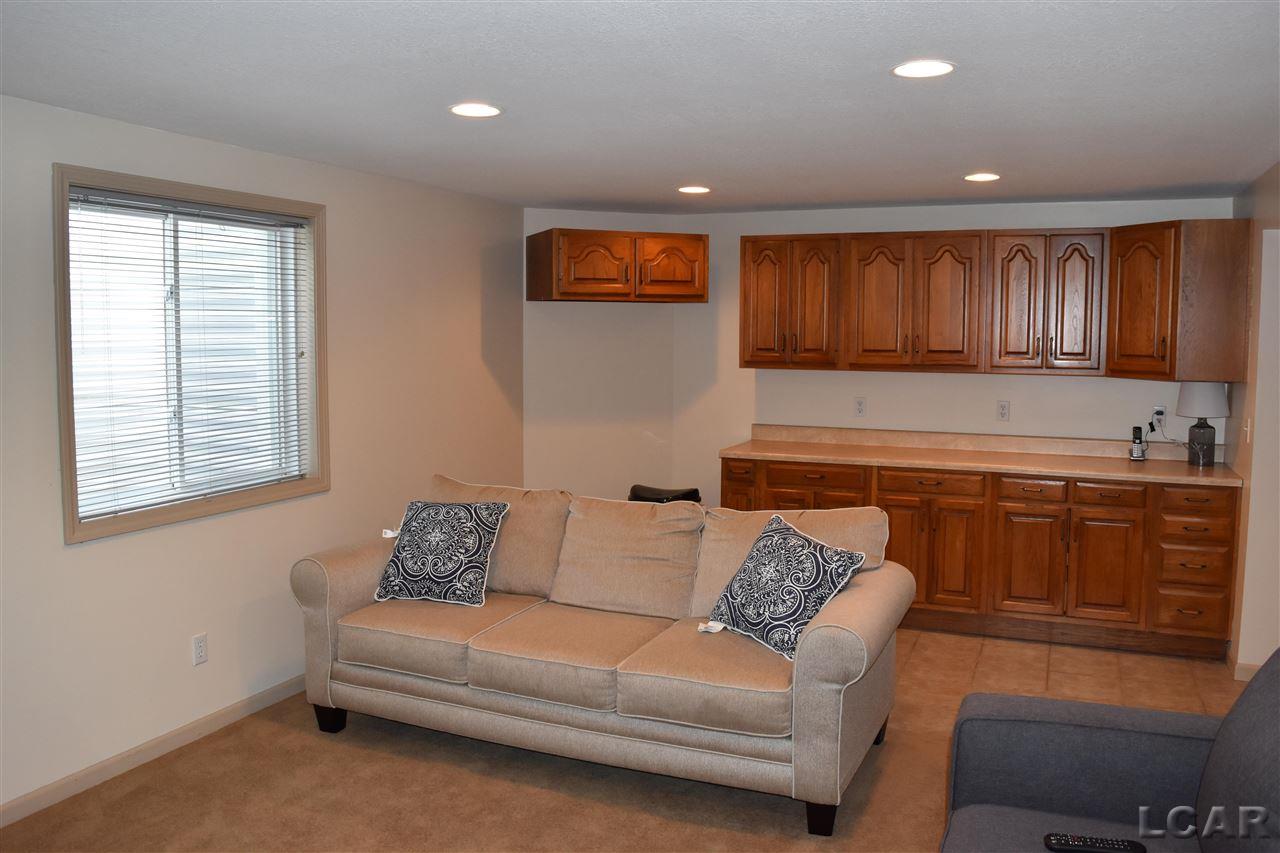444 Seel Dr