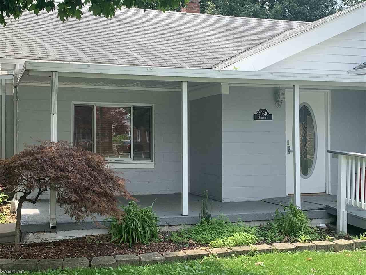 Homes for Sale on Lake St Clair