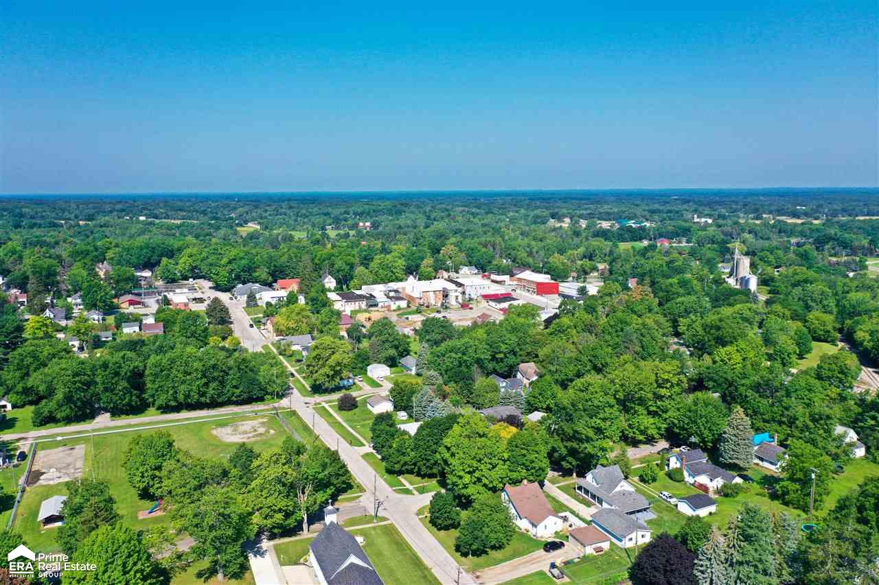 421 E HIGH, MAYVILLE, MI 48744
