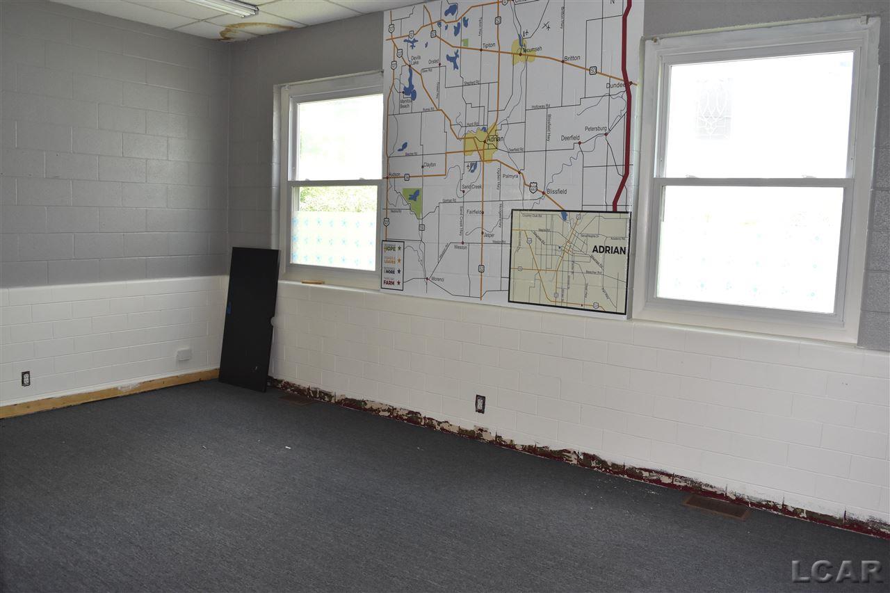 410 E Maumee