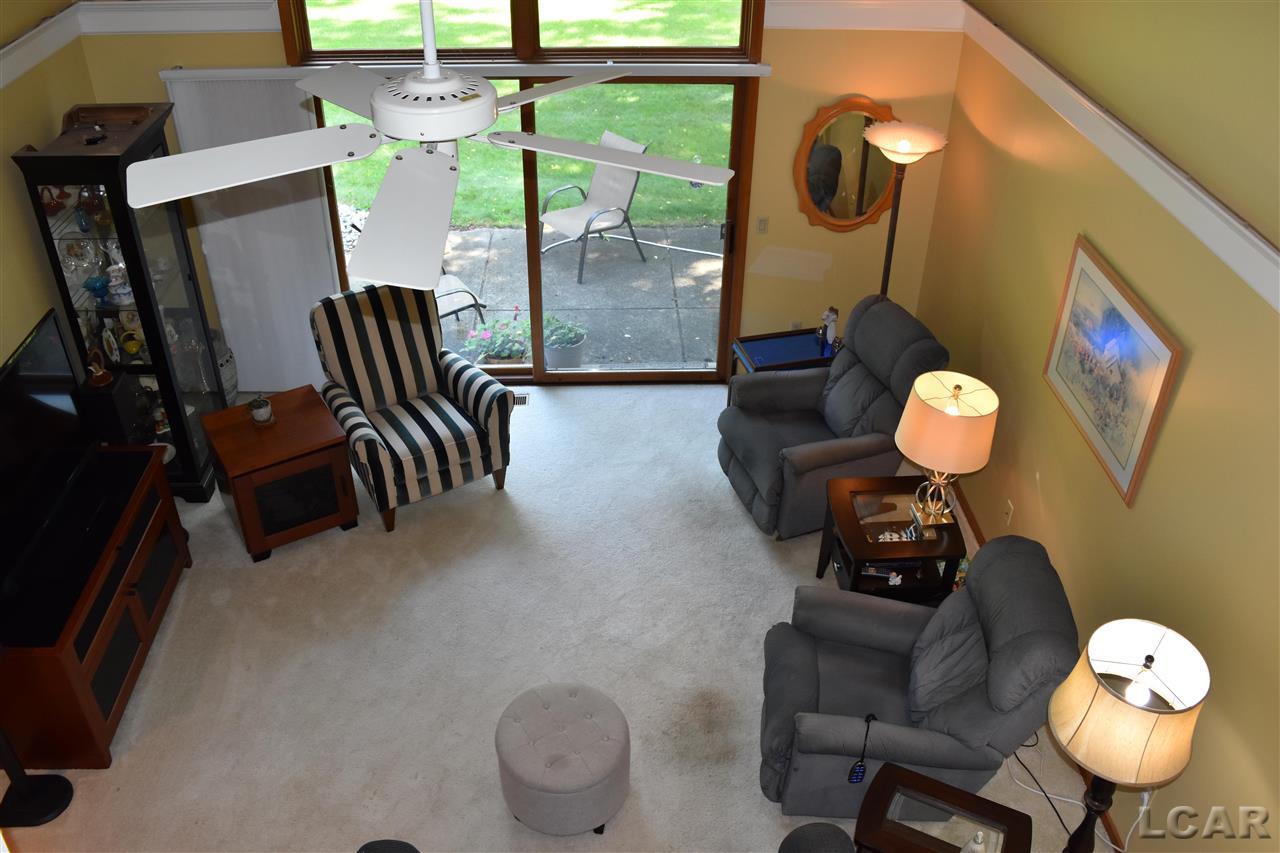 220 Richlyn Dr