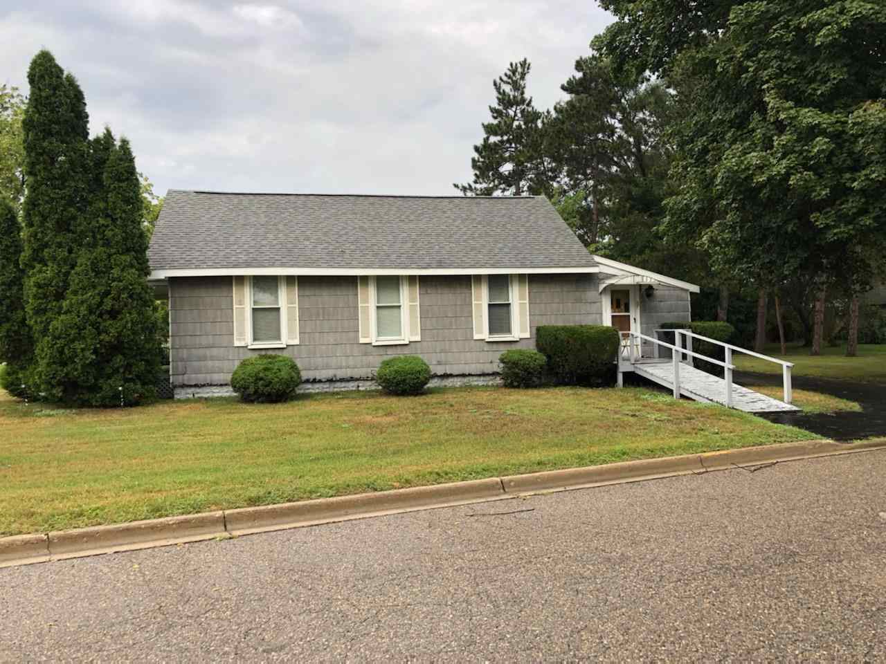 556 Fifth Clare MI 74 500