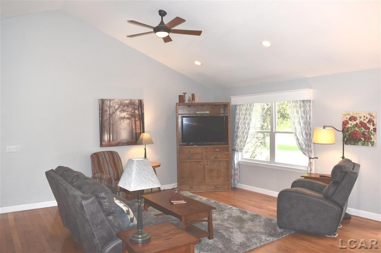 1787 Williamsburg Drive