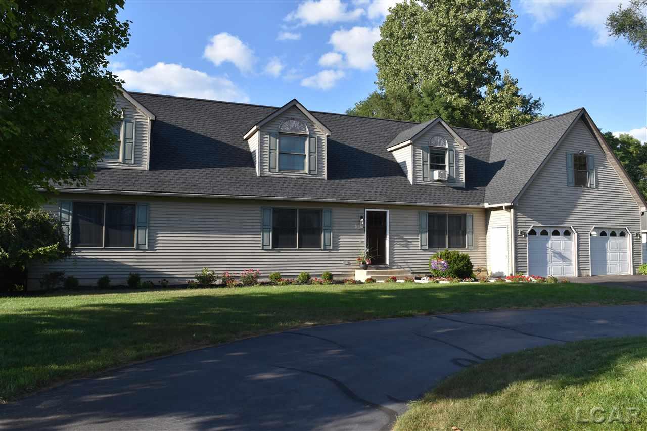 1260 Sutton