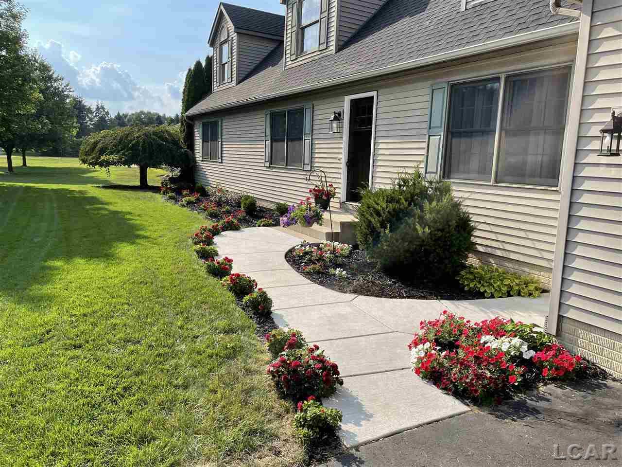 1260 Sutton