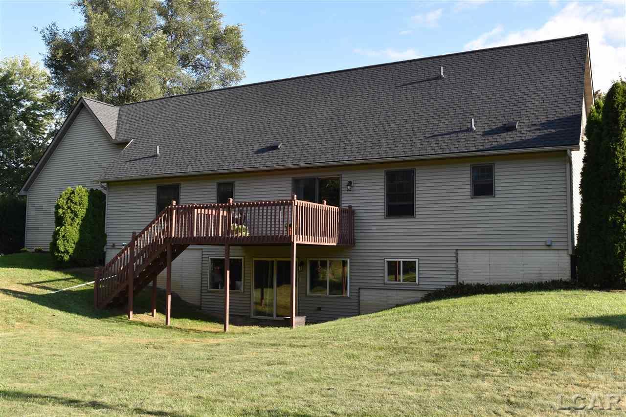 1260 Sutton