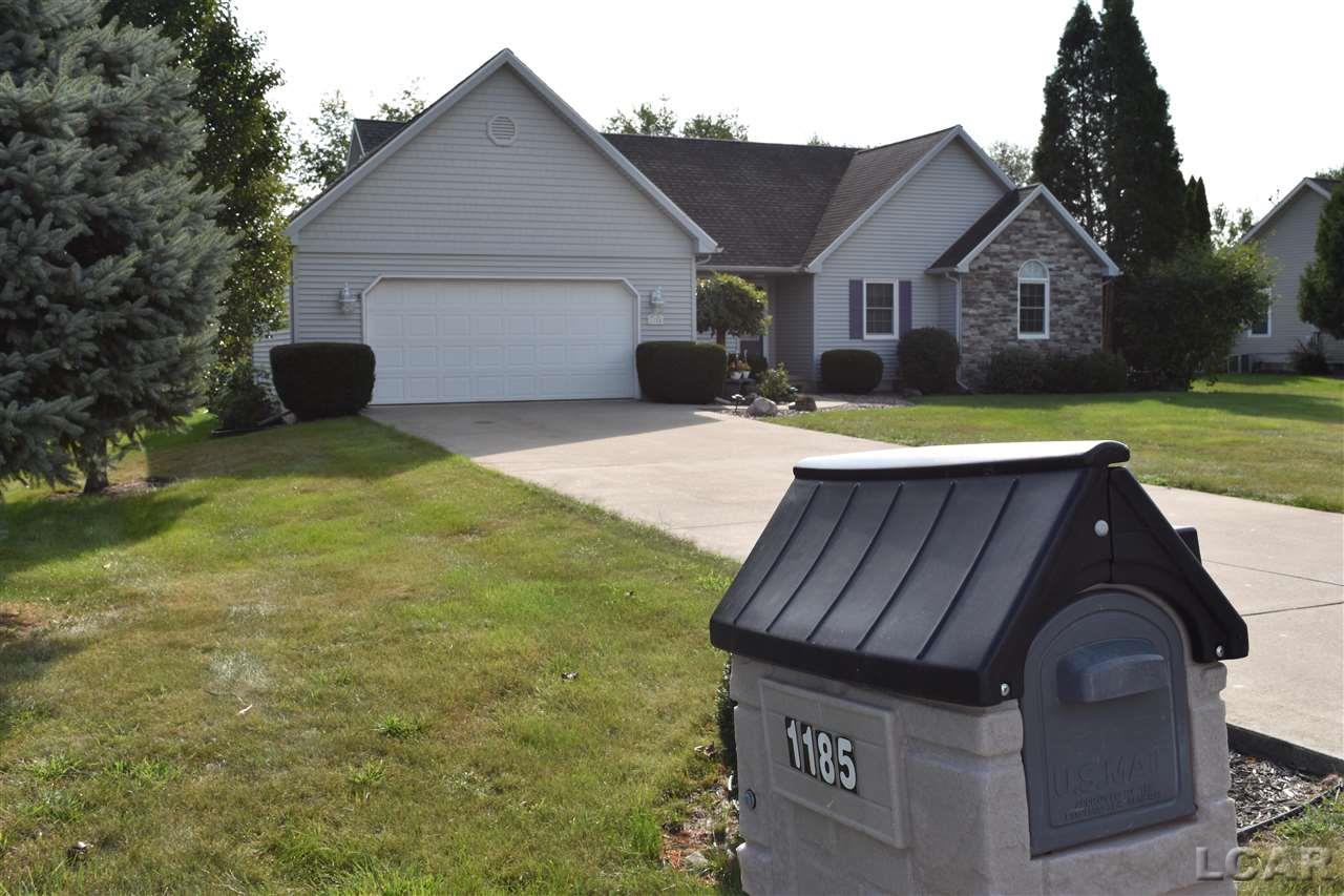 1185 Evergreen