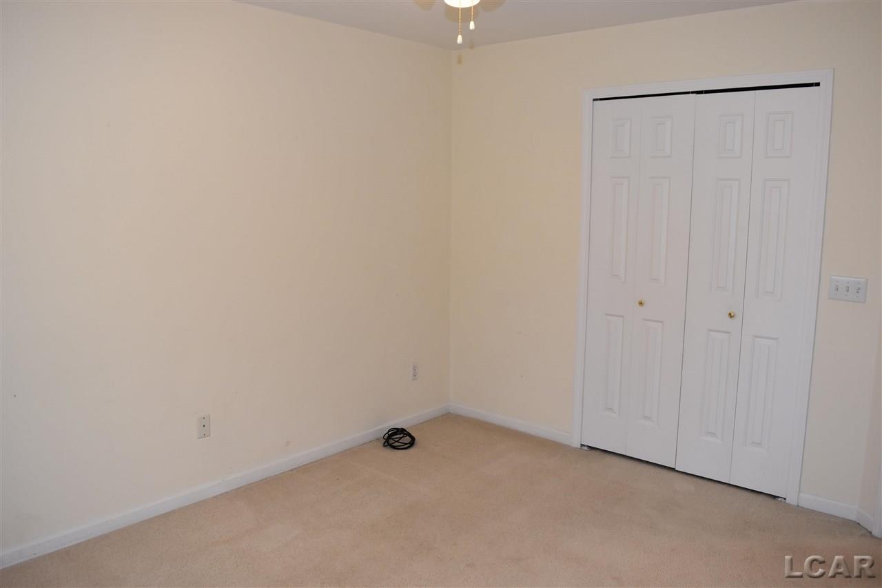 1185 Evergreen