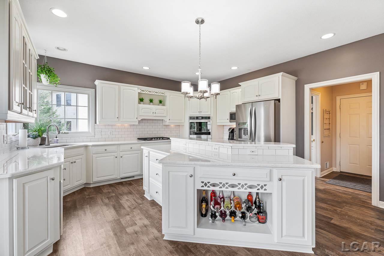 1254 Berkshire Ct