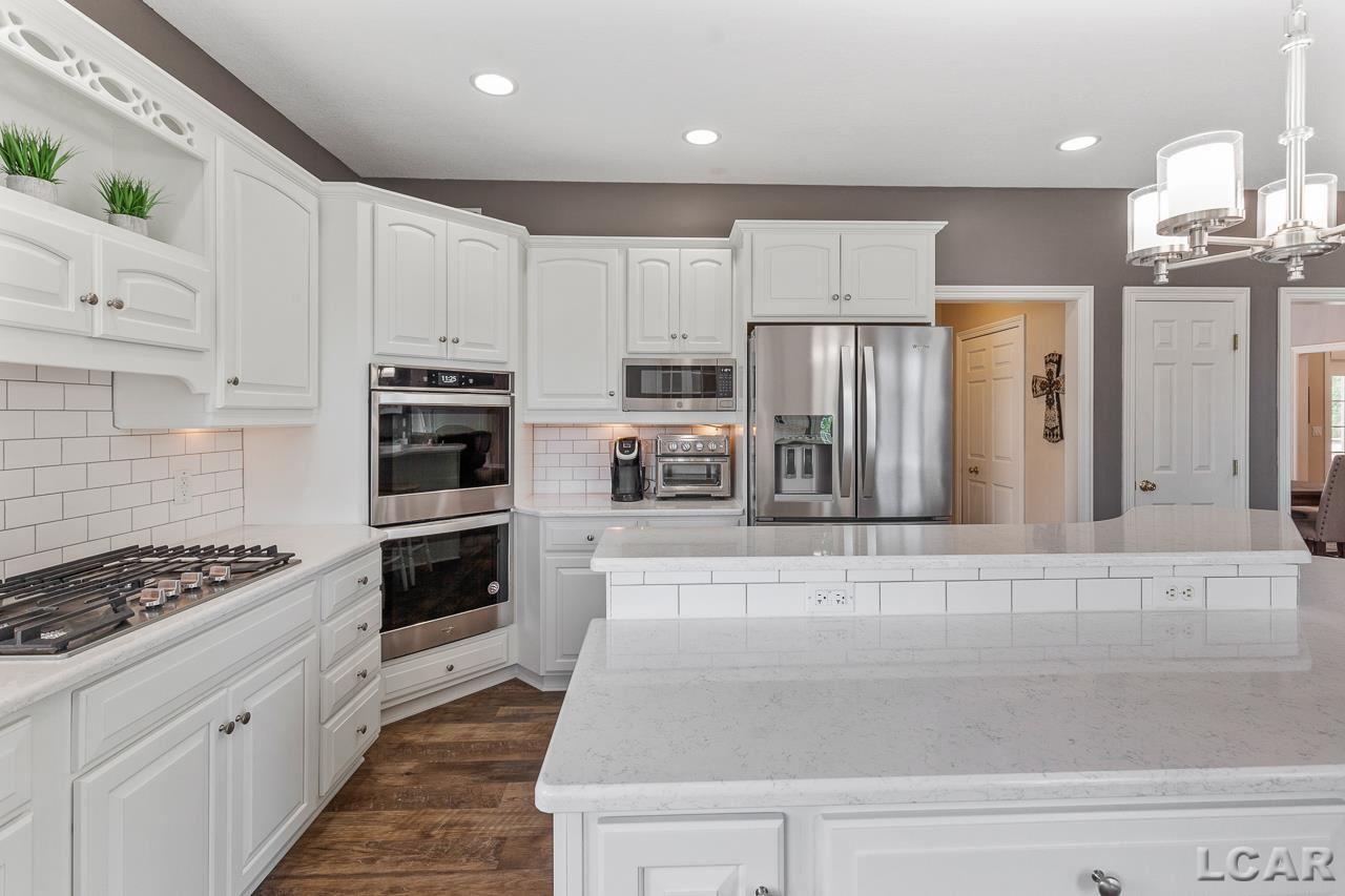 1254 Berkshire Ct