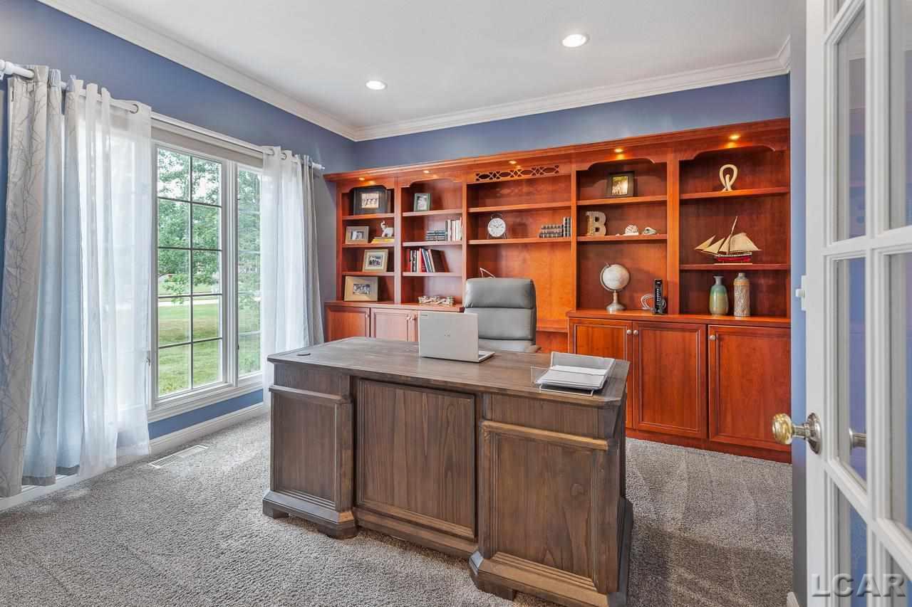 1254 Berkshire Ct