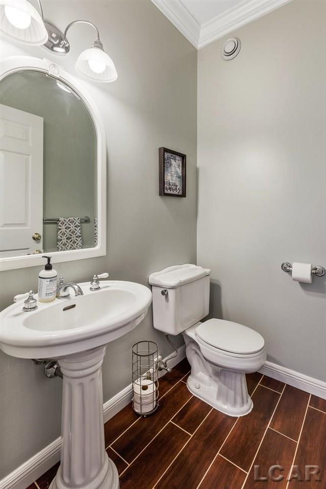 1254 Berkshire Ct