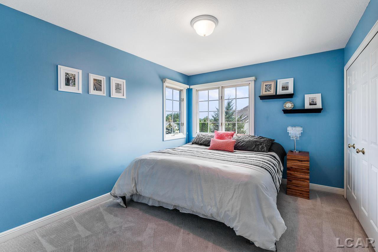 1254 Berkshire Ct